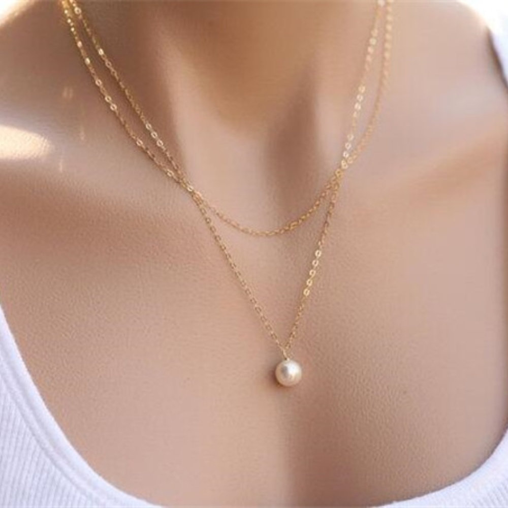 5/$30 - layer pearl necklace